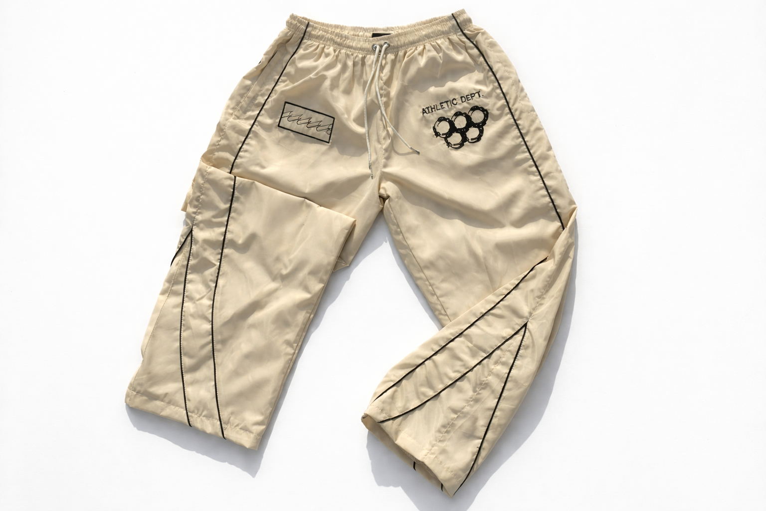 'Champagne Current' Bottom